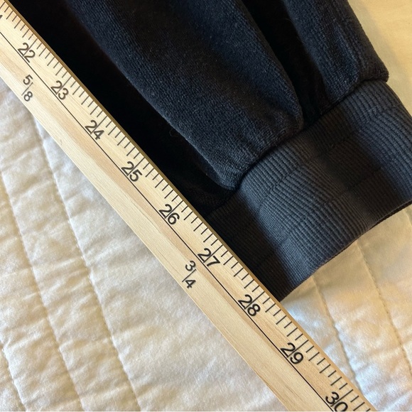 Young Fabulous & Broke Black Velour Joggers. Size Small. - Picture 13 of 13